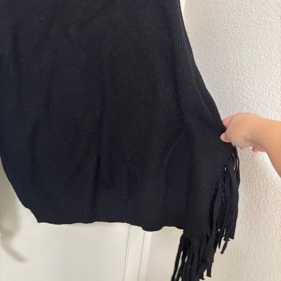 *New with tag* Nordstrom Women's Black mock neck black Sweater with side Fringe - Picture 6 of 14